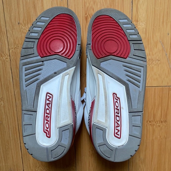 NIKE AIR JORDAN 3 HALL OF FAME LIMITED EDITION SNEAKERS ***COLLECTOR’S ITEM - Picture 4 of 8